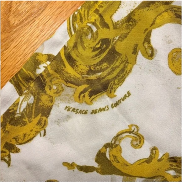 Versace Gold hibiscus vescoca shirt - Picture 2 of 8